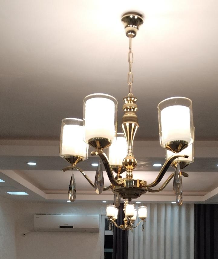 نمونه کار نصب لوستر در شهرک دانشگاه اهواز توسط عبداله سایر برقکار اهواز